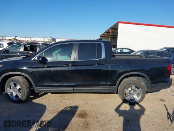 2025 Honda Ridgeline RTL z VIN 5FPYK3F57SB001319, wystawiony jako IAAI lot #41765594 z przebiegiem 1 358 mil mil oraz . Historia ofert i sprzedaży dostępna na DreamBid. Obrazek 13.