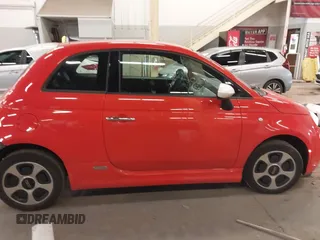 2018 FIAT 500e z VIN 3C3CFFGE4JT377259, wystawiony jako IAAI lot #41940039 z przebiegiem 61 053 mil mil oraz . Historia ofert i sprzedaży dostępna na DreamBid. Obrazek 14.