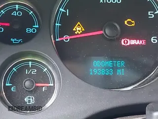2008 GMC Sierra Denali z VIN 2GTEK638381328517, wystawiony jako IAAI lot #42074746 z przebiegiem 193 833 mil mil oraz . Historia ofert i sprzedaży dostępna na DreamBid. Obrazek 16.