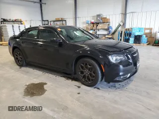 2020 Chrysler 300 S with VIN 2C3CCAGG8LH156319, listed as a Copart auction lot 74512214 with 79,638 mi miles and Salvage Title. Bid and sale history available at DreamBid. Image 4.