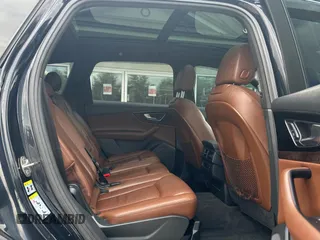 2017 Audi Q7 Premium with VIN WA1AAAF72HD008806, listed as a Copart auction lot 53731285 with 210,608 mi miles and Clean title. Bid and sale history available at DreamBid. Image 6.