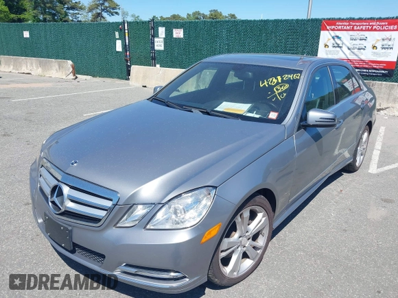 2012 Mercedes-Benz E 350 Luxury z VIN WDDHF8JB6CA537413, wystawiony jako IAAI lot #42312462 z przebiegiem 58 362 mil mil oraz . Historia ofert i sprzedaży dostępna na DreamBid. Obrazek 18.