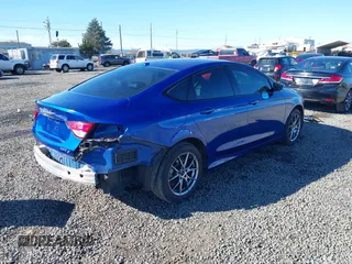 2016 Chrysler 200 S with VIN 1C3CCCBB9GN134673, listed as a IAAI auction lot 41539164 with 68,822 mi miles. Bid and sale history available at carsss.com. Image 4.