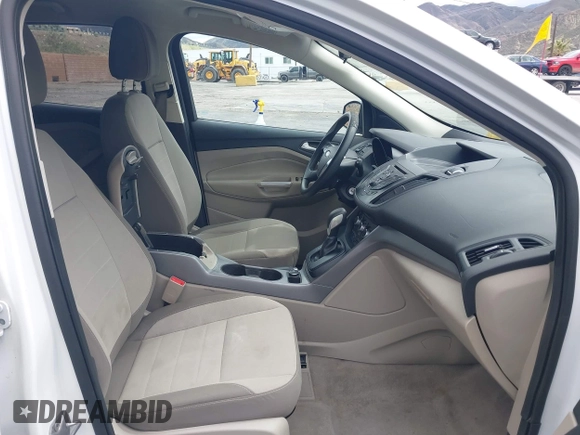 2014 Ford Escape SE with VIN 1FMCU0GX5EUC45408, listed as a IAAI auction lot 41795382 with 119,955 mi miles. Bid and sale history available at carsss.com. Image 5.