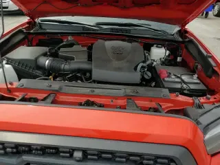 2023 Toyota Tacoma SR z VIN 3TYCZ5AN7PT172533, wystawiony jako Copart lot #67770575 z przebiegiem 16 039 mil mil oraz Szkoda całkowita • Salvage title. Historia ofert i sprzedaży dostępna na DreamBid. Obrazek 15.