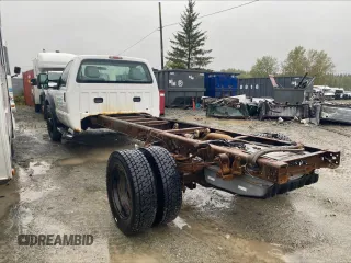 2011 Ford F-550 XL with VIN 1FDUF5GY5BEA27317, listed as a Copart auction lot 69267454 with 200,274 mi miles and Salvage Title. Bid and sale history available at carsss.com. Image 2.