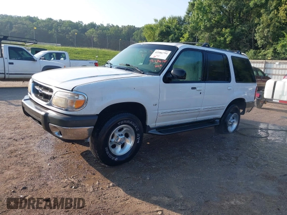 2001 Ford Explorer XLT with VIN 1FMZU83P21UB49096, listed as a IAAI auction lot 42586794 with 173,296 mi miles and . Bid and sale history available at DreamBid. Image 2.