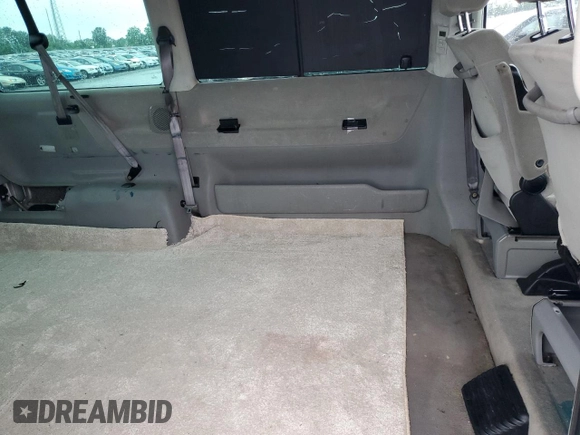 2003 Volkswagen EuroVan с VIN WV2KB47093H041606, выставлен на аукционе Copart как лот 73808224 с пробегом 228 496 миль миль и Чистый • Clean title. История ставок и продаж доступна на DreamBid. Изображение 11.
