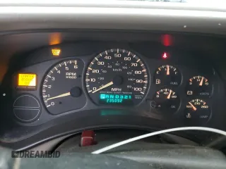 1999 Chevrolet Silverado 1500 LT with VIN 2GCEK19T2X1235274, listed as a Copart auction lot 51842625 with 235,092 mi miles and Salvage Title. Bid and sale history available at DreamBid. Image 9.