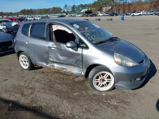 2008 Honda Fit Sport with VIN JHMGD38638S039967, listed as a IAAI auction lot 41311428 with 209,008 mi miles. Bid and sale history available at carsss.com. Image 1.