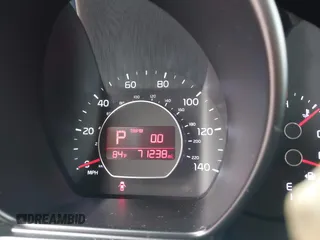 2018 Kia Soul + with VIN KNDJP3A5XJ7562086, listed as a IAAI auction lot 42141583 with 71,238 mi miles. Bid and sale history available at carsss.com. Image 7.