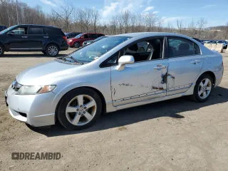 2011 Honda Civic LX-S z VIN 2HGFA1F60BH535791, wystawiony jako Copart lot #49857915 z przebiegiem 124 576 mil mil oraz Szkoda całkowita • Salvage title. Historia ofert i sprzedaży dostępna na DreamBid. Obrazek 1.