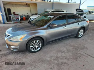 2015 Nissan Altima SV z VIN 1N4AL3AP1FC238509, wystawiony jako Copart lot #59595785 z przebiegiem 136 063 mil mil oraz Czysty tytuł • Clean title. Historia ofert i sprzedaży dostępna na DreamBid. Obrazek 1.