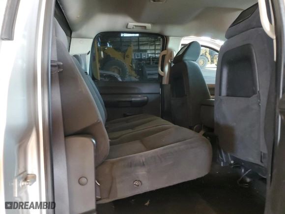 2007 Chevrolet Silverado 1500 LT w/1LT with VIN 2GCEC13C771612512, listed as a Copart auction lot 47241715 with 131,495 mi miles and Salvage Title. Bid and sale history available at carsss.com. Image 10.