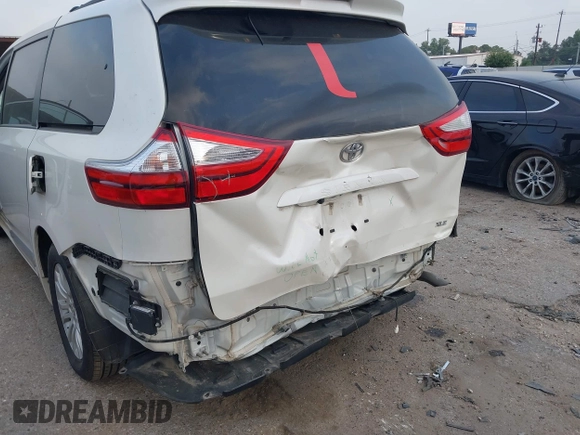 2017 Toyota Sienna XLE Auto Access Seat с VIN 5TDYZ3DC9HS776179, выставлен на аукционе IAAI как лот 42278582 с пробегом 74 648 миль миль и . История ставок и продаж доступна на DreamBid. Изображение 6.