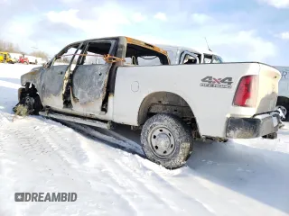 2015 Ram 2500 Tradesman z VIN 3C6UR5CJ4FG638403, wystawiony jako Copart lot #89338435 z przebiegiem Nie podano mil oraz Szkoda całkowita • Salvage title. Historia ofert i sprzedaży dostępna na DreamBid. Obrazek 2.