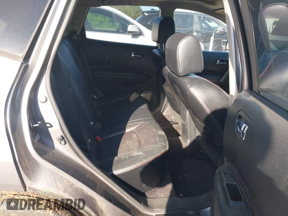 2008 Nissan Rogue SL with VIN JN8AS58V38W111425, listed as a IAAI auction lot 42041496 with 208,150 mi miles and . Bid and sale history available at DreamBid. Image 8.