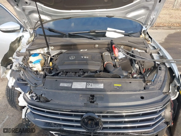 2016 Volkswagen Passat 1.8T SEL with VIN 1VWCT7A3XGC018484, listed as a IAAI auction lot 41763388 with 123,484 mi miles. Bid and sale history available at carsss.com. Image 10.