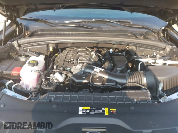 2024 Jeep Grand Cherokee Laredo z VIN 1C4RJHAG0RC235461, wystawiony jako IAAI lot #40354033 z przebiegiem 589 mil mil oraz . Historia ofert i sprzedaży dostępna na DreamBid. Obrazek 10.