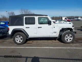 2022 Jeep Wrangler Unlimited Willys with VIN 1C4HJXDN9NW270184, listed as a IAAI auction lot 41467871 with 41,514 mi miles and . Bid and sale history available at DreamBid. Image 13.