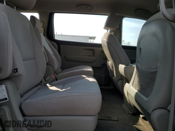 2016 Kia Sedona L with VIN KNDMA5C10G6150374, listed as a Copart auction lot 47452935 with 93,001 mi miles and Salvage Title. Bid and sale history available at carsss.com. Image 11.