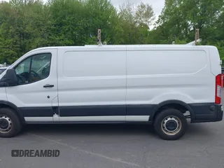 2019 Ford Transit с VIN 1FTYE9ZM5KKA75945, выставлен на аукционе IAAI как лот 42251898 с пробегом 225 622 миль миль и . История ставок и продаж доступна на DreamBid. Изображение 14.