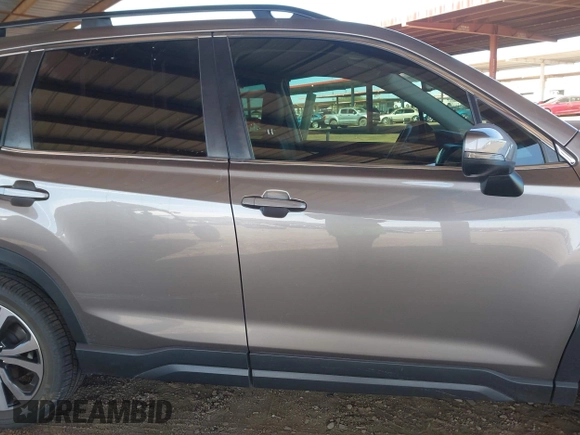 2022 Subaru Forester Limited with VIN JF2SKAPC1NH441137, listed as a IAAI auction lot 41420485 with 41,995 mi miles. Bid and sale history available at carsss.com. Image 13.