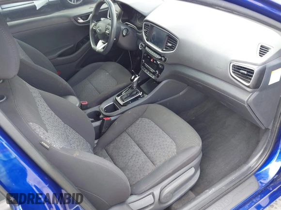 2019 Hyundai Ioniq Blue with VIN KMHC65LC1KU178876, listed as a IAAI auction lot 41718230 with 179,970 mi miles and . Bid and sale history available at DreamBid. Image 5.