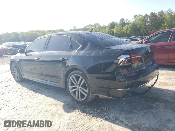 2018 Volkswagen Passat S z VIN 1VWAA7A3XJC045947, wystawiony jako Copart lot #51825425 z przebiegiem 74 687 mil mil oraz Szkoda całkowita • Salvage title. Historia ofert i sprzedaży dostępna na DreamBid. Obrazek 2.