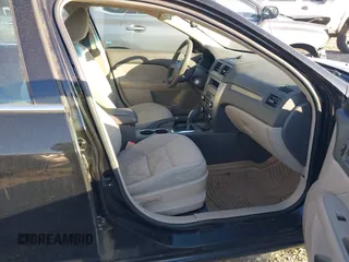 2010 Ford Fusion SE with VIN 3FAHP0HAXAR177299, listed as a IAAI auction lot 41859357 with 198,800 mi miles. Bid and sale history available at carsss.com. Image 5.