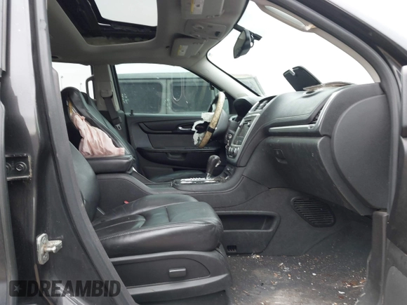 2013 GMC Acadia SLT with VIN 1GKKRRKD0DJ145630, listed as a IAAI auction lot 41639940 with 171,741 mi miles. Bid and sale history available at carsss.com. Image 5.