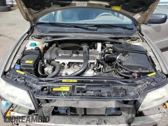 2005 Volvo XC70 z VIN YV1SZ592651181066, wystawiony jako Copart lot #57175915 z przebiegiem 56 999 mil mil oraz Szkoda całkowita • Salvage title. Historia ofert i sprzedaży dostępna na DreamBid. Obrazek 12.