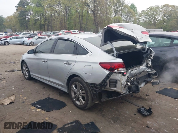 2018 Hyundai Sonata SEL with VIN 5NPE34AFXJH724211, listed as a IAAI auction lot 41962402 with 147,077 mi miles and . Bid and sale history available at carsss.com. Image 3.