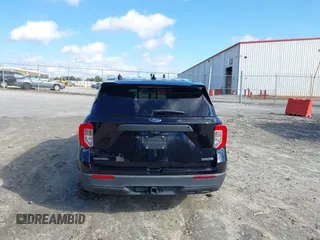 2020 Ford Police Interceptor с VIN 1FM5K8AC3LGC67776, выставлен на аукционе IAAI как лот 41223515 с пробегом 58 036 миль миль и . История ставок и продаж доступна на DreamBid. Изображение 16.