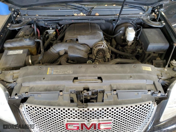2008 GMC Yukon Denali with VIN 1GKFK63868J131422, listed as a Copart auction lot 77600024 with 177,198 mi miles and Salvage Title. Bid and sale history available at carsss.com. Image 12.