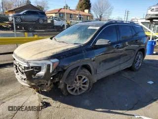 2023 GMC Terrain SLT z VIN 3GKALVEG3PL105924, wystawiony jako Copart lot #47290855 z przebiegiem 48 831 mil mil oraz Szkoda całkowita • Salvage title. Historia ofert i sprzedaży dostępna na DreamBid. Obrazek 1.