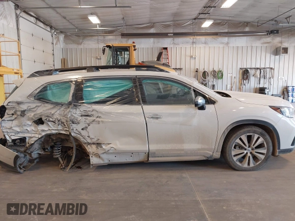 2021 Subaru Ascent Touring z VIN 4S4WMARD2M3439856, wystawiony jako IAAI lot #42051598 z przebiegiem 78 008 mil mil oraz . Historia ofert i sprzedaży dostępna na DreamBid. Obrazek 13.