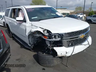 2020 Chevrolet Suburban LT z VIN 1GNSCHKC8LR189168, wystawiony jako IAAI lot #42129912 z przebiegiem Nie podano mil oraz . Historia ofert i sprzedaży dostępna na DreamBid. Obrazek 1.