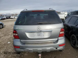 2010 Mercedes-Benz M 550 with VIN 4JGBB7CB5AA546406, listed as a Copart auction lot 46042685 with 125,052 mi miles and Salvage Title. Bid and sale history available at DreamBid. Image 6.