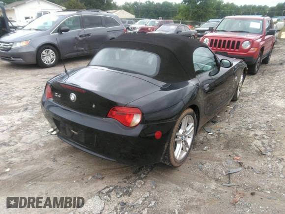 2008 BMW Z4 3.0i z VIN 4USBU33578LW74849, wystawiony jako IAAI lot #42378041 z przebiegiem 181 213 mil mil oraz . Historia ofert i sprzedaży dostępna na DreamBid. Obrazek 4.