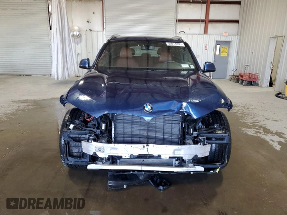 2019 BMW X5 xDrive50i с VIN 5UXJU2C57KLN67396, выставлен на аукционе Copart как лот 55074805 с пробегом 62 727 миль миль и Списание • Salvage title. История ставок и продаж доступна на DreamBid. Изображение 5.