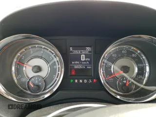 2013 Chrysler Town & Country Touring with VIN 2C4RC1BG1DR557946, listed as a Copart auction lot 49804785 with 86,526 mi miles and Salvage Title. Bid and sale history available at carsss.com. Image 9.