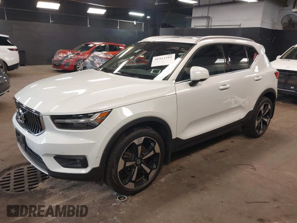 2019 Volvo XC40 Inscription с VIN YV4162UL5K2046401, выставлен на аукционе IAAI как лот 41911289 с пробегом 42 090 миль миль и . История ставок и продаж доступна на DreamBid. Изображение 17.
