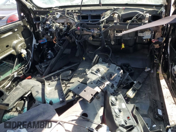 2013 GMC Yukon XL SLT with VIN 1GKS2KE76DR130374, listed as a Copart auction lot 43983875 with 0 mi miles and Salvage Title. Bid and sale history available at carsss.com. Image 8.