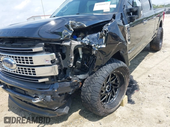 2019 Ford F-250 XL with VIN 1FT7W2BT3KED98410, listed as a IAAI auction lot 42166835 with 187,659 mi miles and . Bid and sale history available at DreamBid. Image 6.