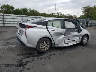 2017 Toyota Prius Two z VIN JTDKBRFU8H3548291, wystawiony jako Copart lot #56665405 z przebiegiem 80 619 mil mil oraz Nie do naprawy • Non repairable. Historia ofert i sprzedaży dostępna na DreamBid. Obrazek 3.