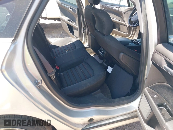 2016 Ford Fusion SE with VIN 3FA6P0H74GR310840, listed as a IAAI auction lot 42078052 with 125,216 mi miles and . Bid and sale history available at carsss.com. Image 8.
