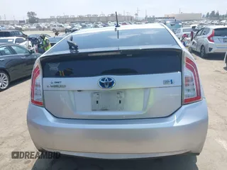 2013 Toyota Prius One with VIN JTDKN3DU9D1647991, listed as a IAAI auction lot 42188530 with 221,732 mi miles and . Bid and sale history available at DreamBid. Image 16.