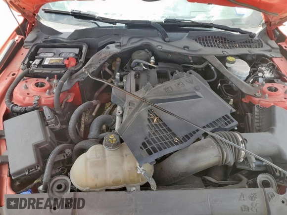 2020 Ford Mustang EcoBoost z VIN 1FATP8UH4L5125880, wystawiony jako Copart lot #61642625 z przebiegiem 75 898 mil mil oraz Szkoda całkowita • Salvage title. Historia ofert i sprzedaży dostępna na DreamBid. Obrazek 11.