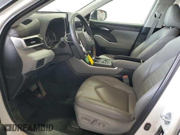 2023 Toyota Highlander L with VIN 5TDKDRBH9PS028911, listed as a Copart auction lot 62825255 with 31,721 mi miles and Salvage title. Bid and sale history available at DreamBid. Image 7.